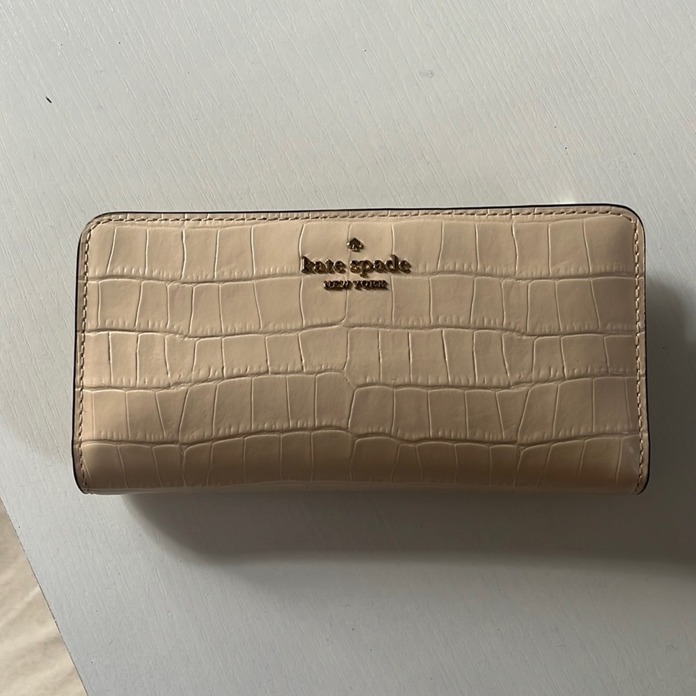 Cream crocodile print Kate Spade wallet